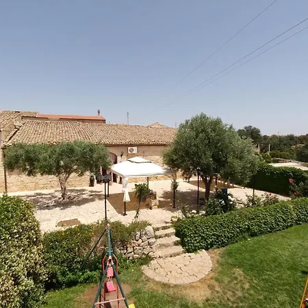 Al Casale בית חווה דונאפוגאטה
